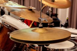 Batería y Percusión